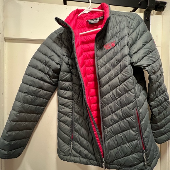 Mountain hardware shield 650 down jacket (Not a hoodie)Women’s Light weight - Picture 3 of 9